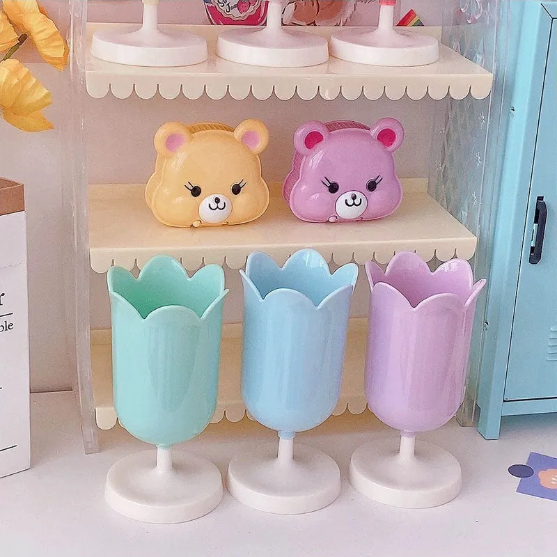 Pretty Tulip Pen Holder