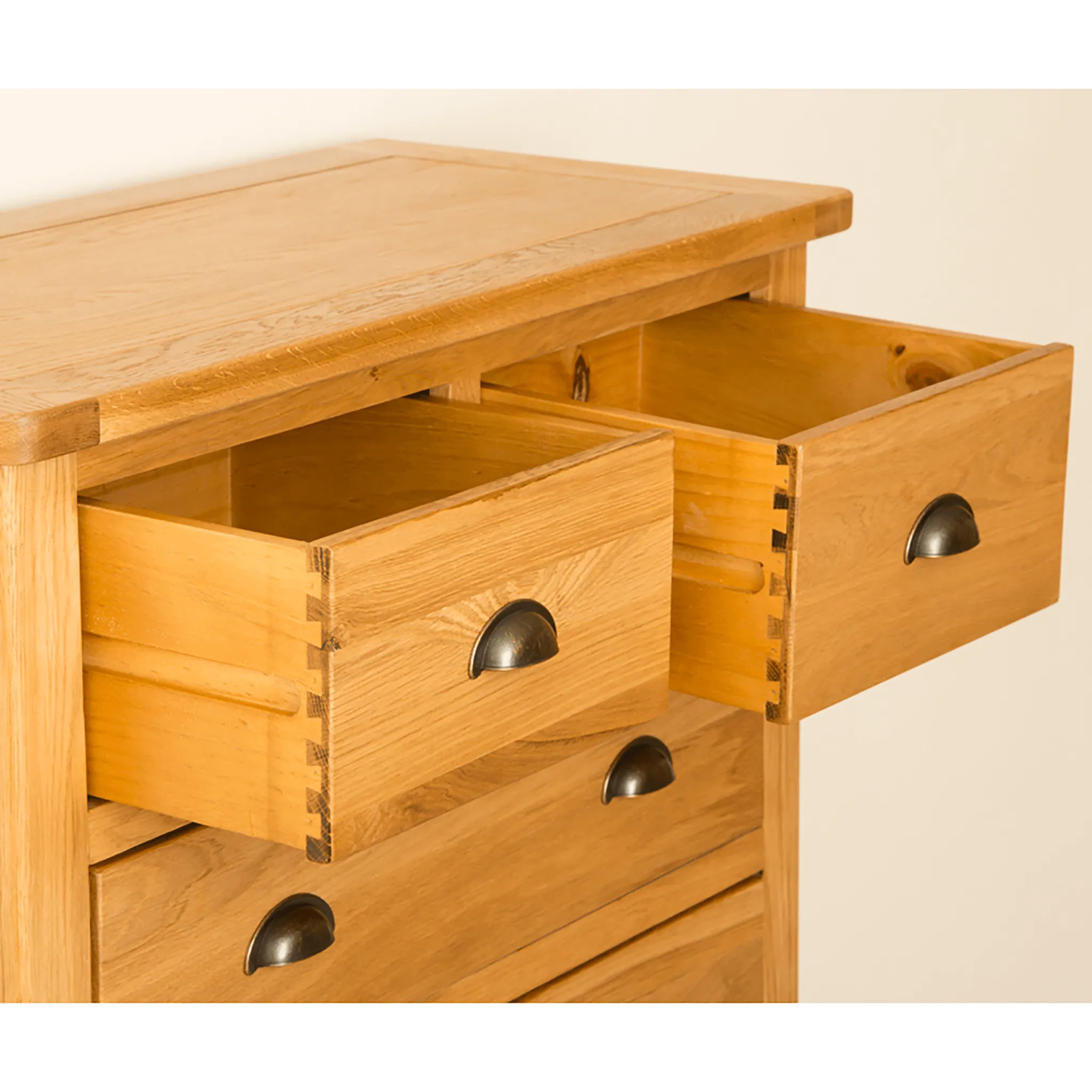 Roseland Oak 2 Over 4 Drawer Chest